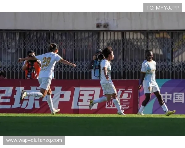 bc体育足球联赛最新赛况，精彩瞬间一网打尽