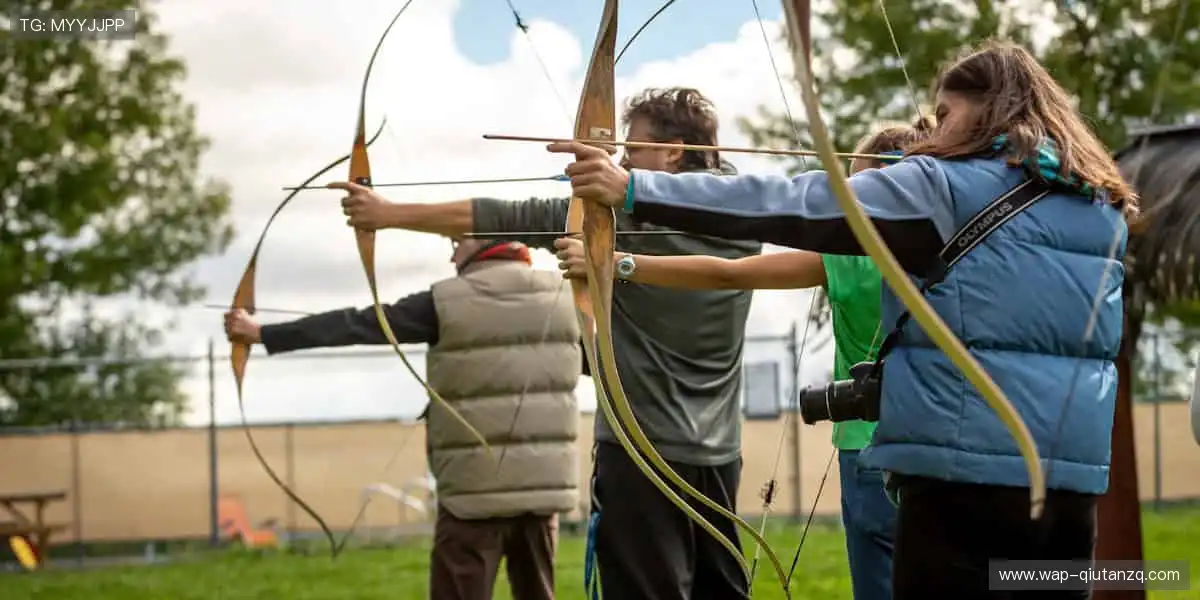 麻将扑克娱乐中心:国粹德扑胡牌allin,全程不缺席